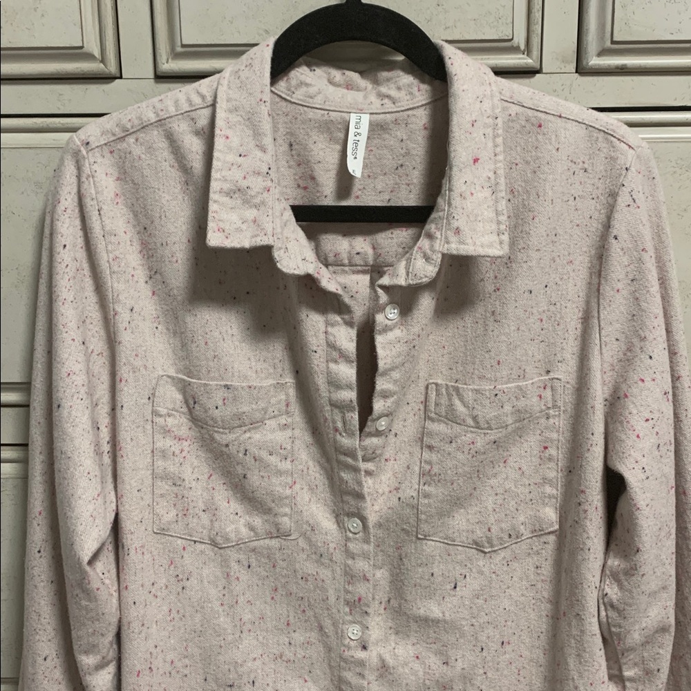 Button up flannel - Picture 3 of 6